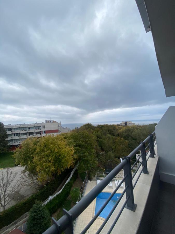 Danita Apartments & Diva Restaurant Bbq&Pool Bar Varna Exterior foto